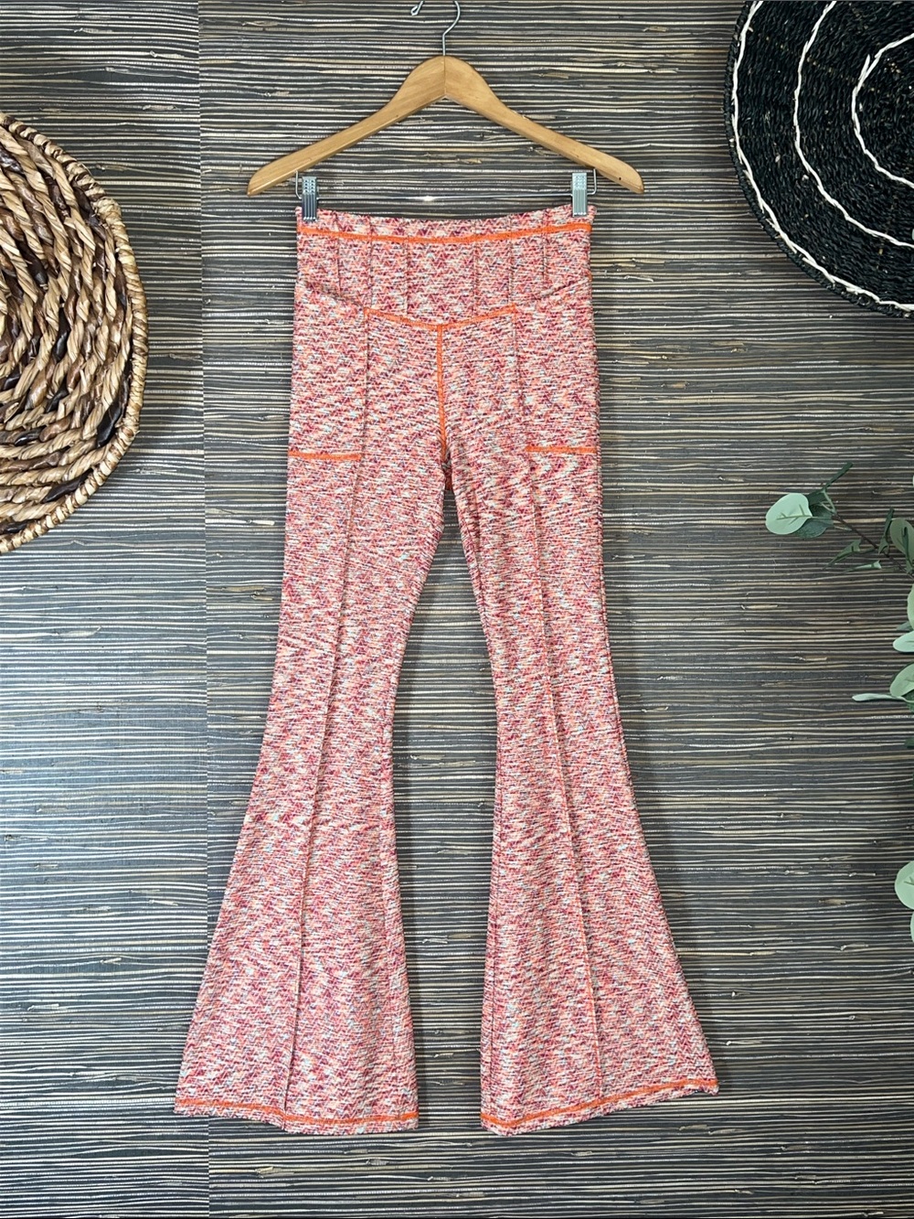 🆕 Free People Movement On it Flare Leggings Coral Pink Small Boho - Picture 4 of 16